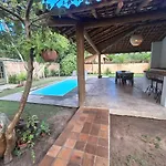 Vila 442